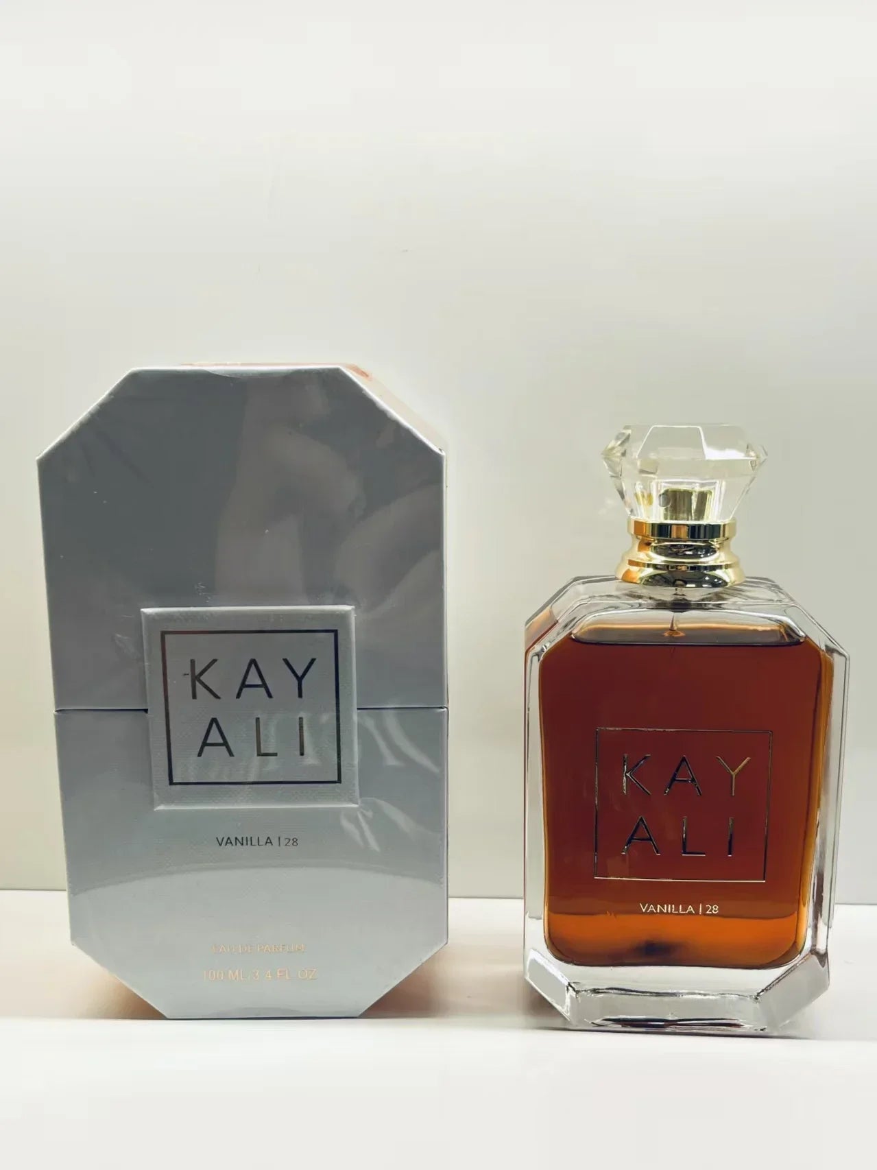 Elegant Women’s Perfume 100ml Alluring Fruity Floral Scent