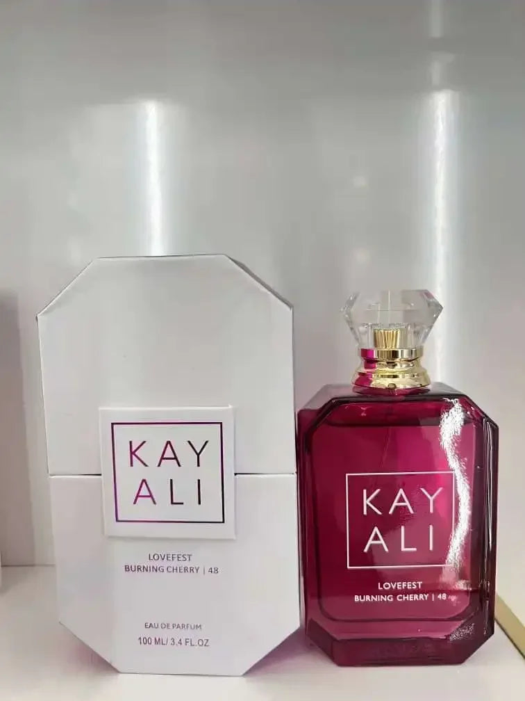 Elegant Women’s Perfume 100ml Alluring Fruity Floral Scent