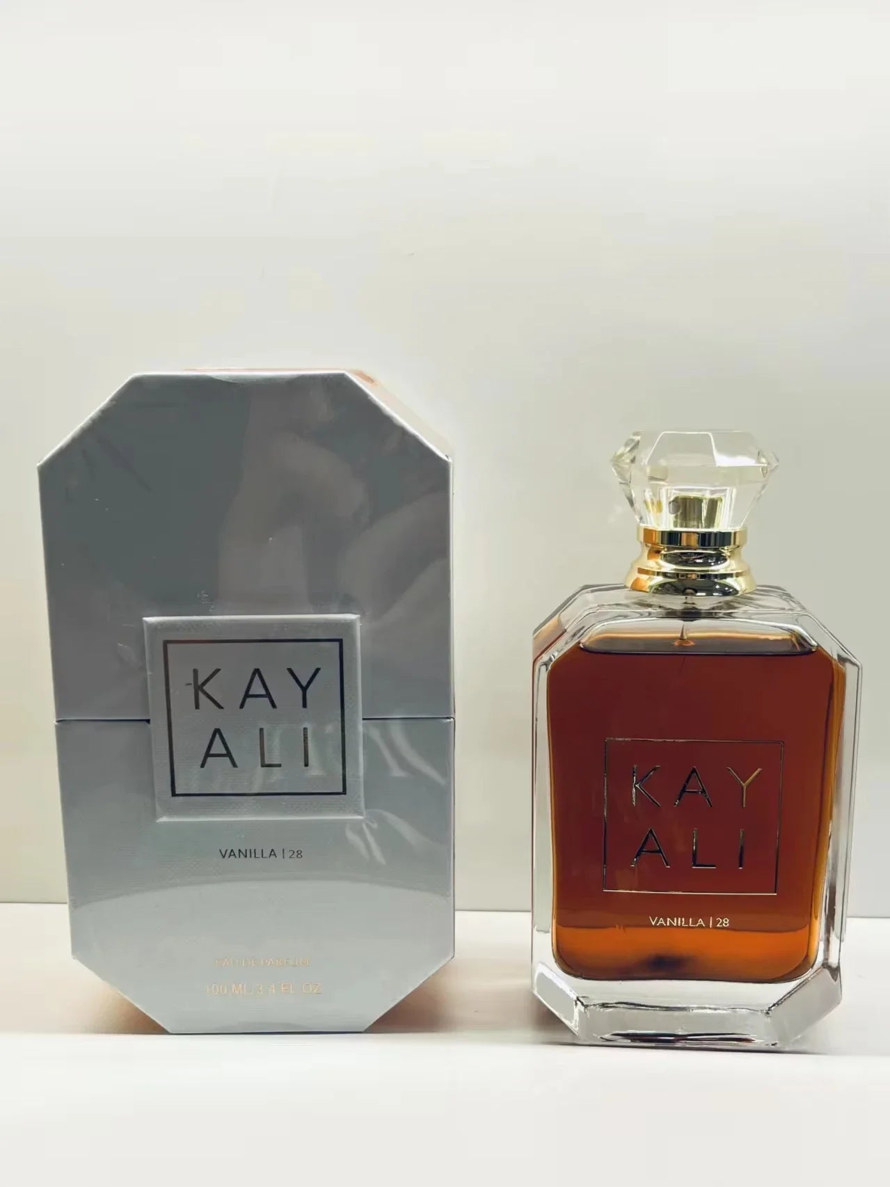 Men's and women's perfume